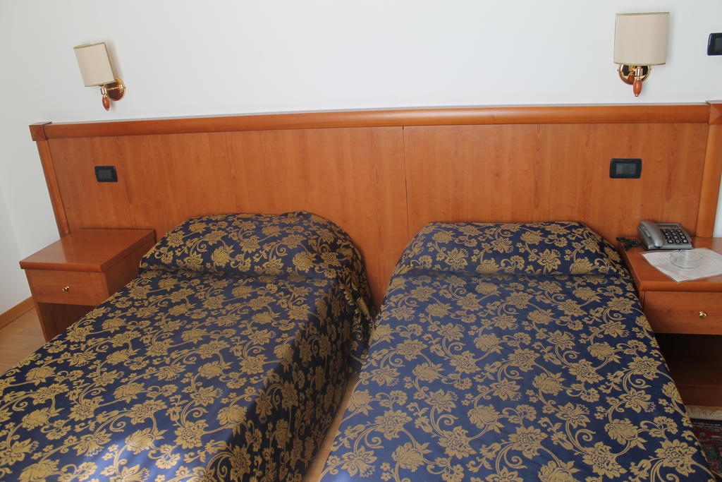 Albergo Vittoria Ovada Chambre photo